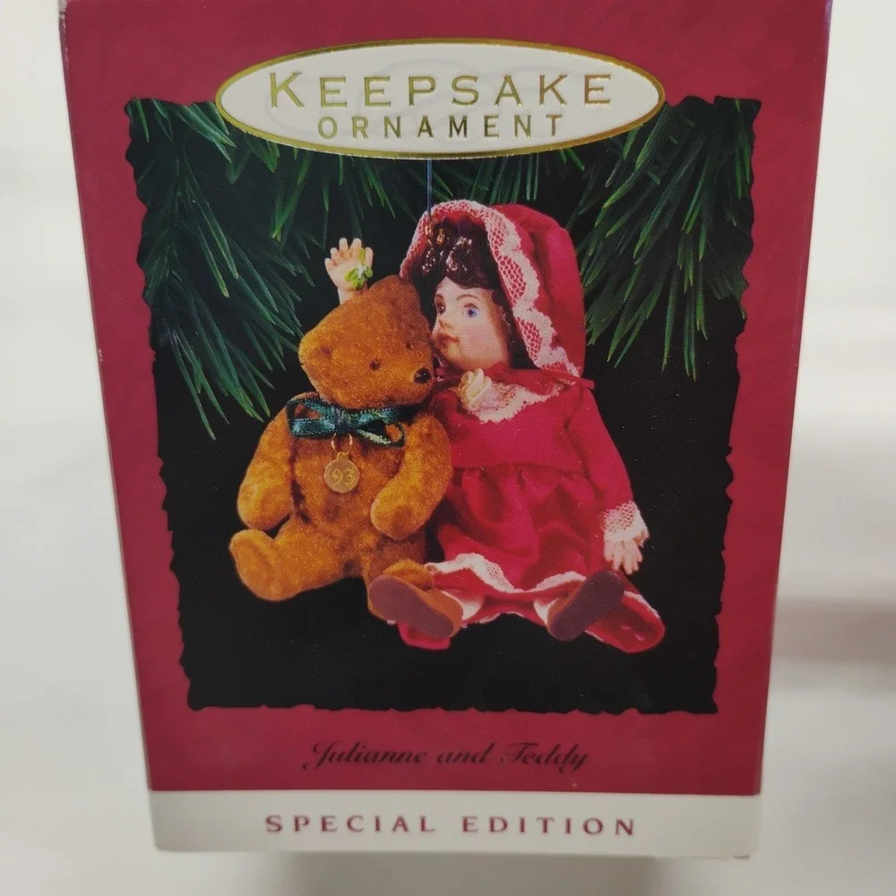 Hallmark Julianne & Teddy 1993 Special‎ Edition Christmas Keepsake Ornament